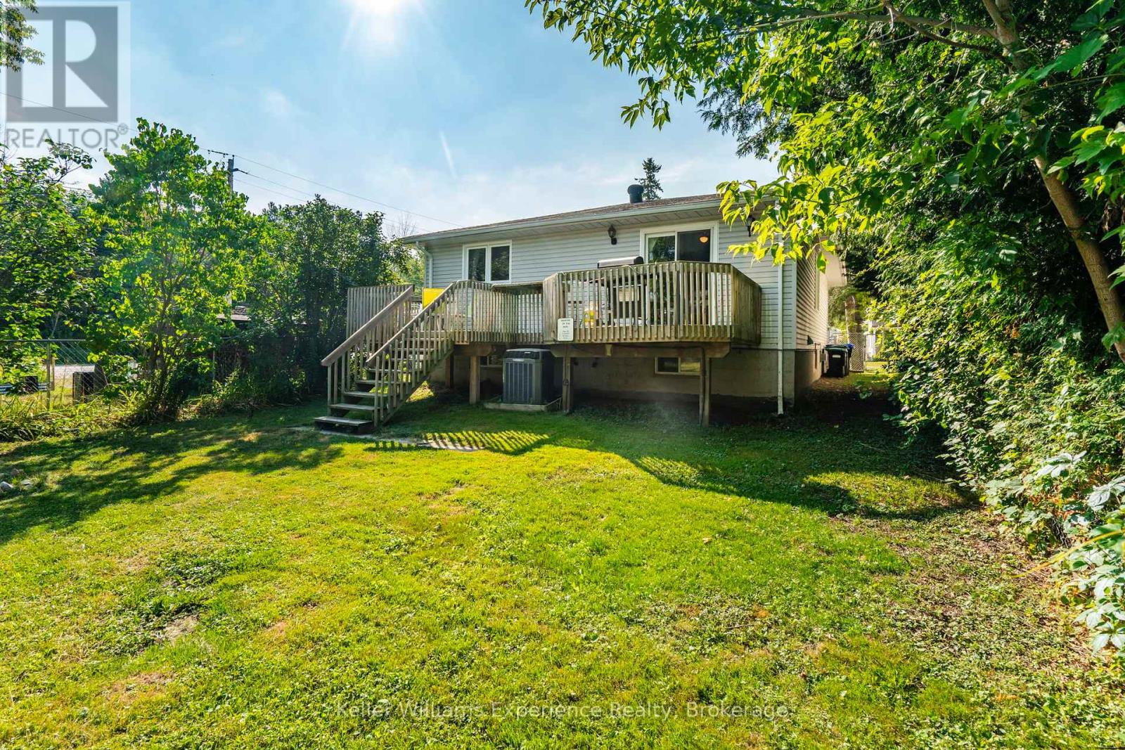 Photo 32 of 308 Assiniboia Street, Tay ON