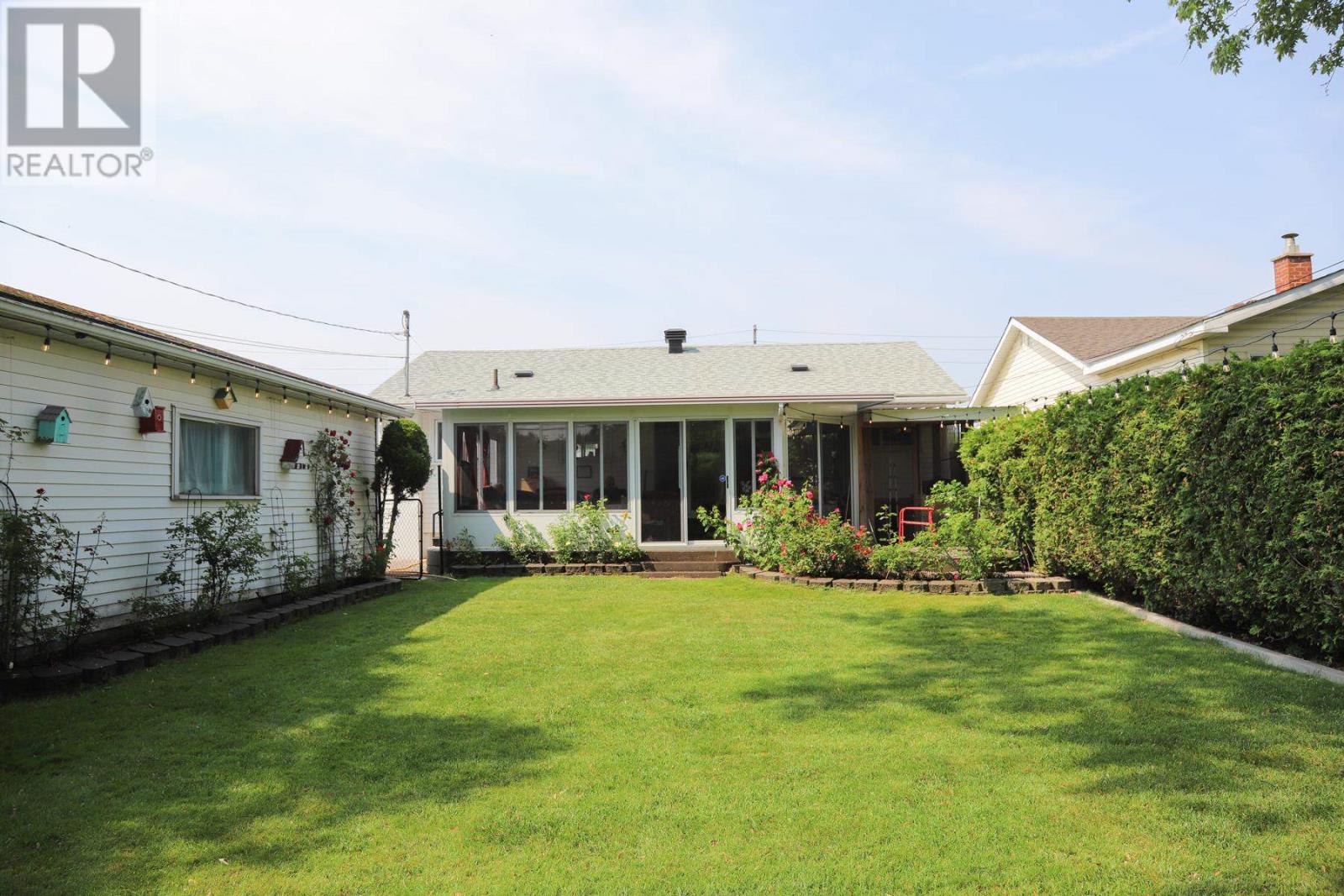 Photo 6 of 277 Mcnabb St, Sault Ste Marie ON