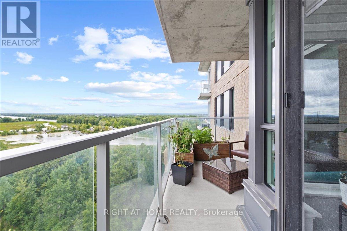 Photo 13 of 907 200 Inlet Private, Ottawa ON