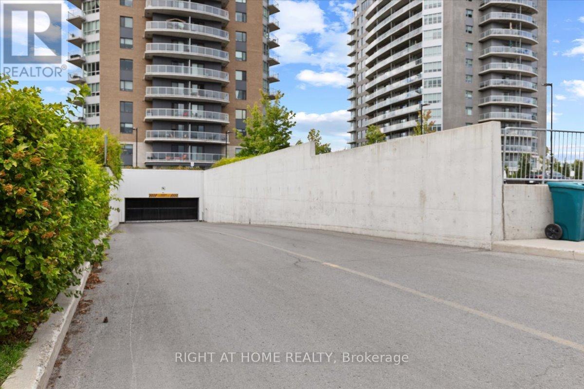 Photo 12 of 907 200 Inlet Private, Ottawa ON