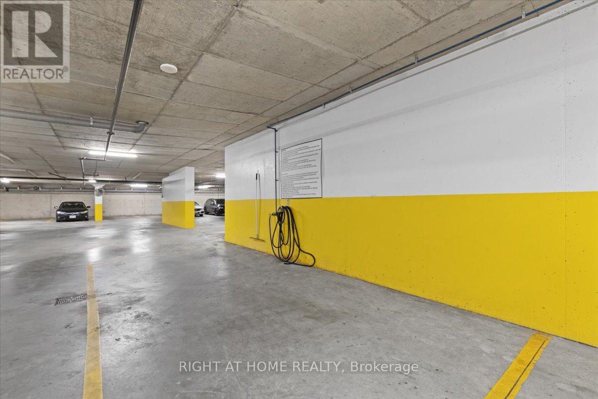 Photo 23 of 907 200 Inlet Private, Ottawa ON
