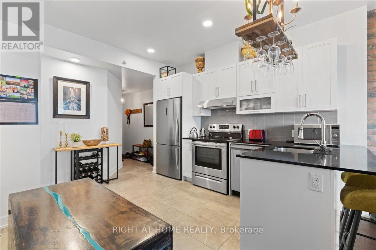 Photo 17 of 907 200 Inlet Private, Ottawa ON