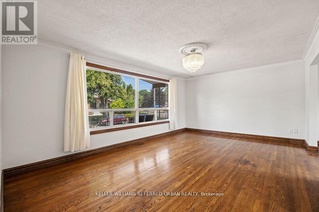 Photo 1 of 12 Eldorado Court, Toronto ON