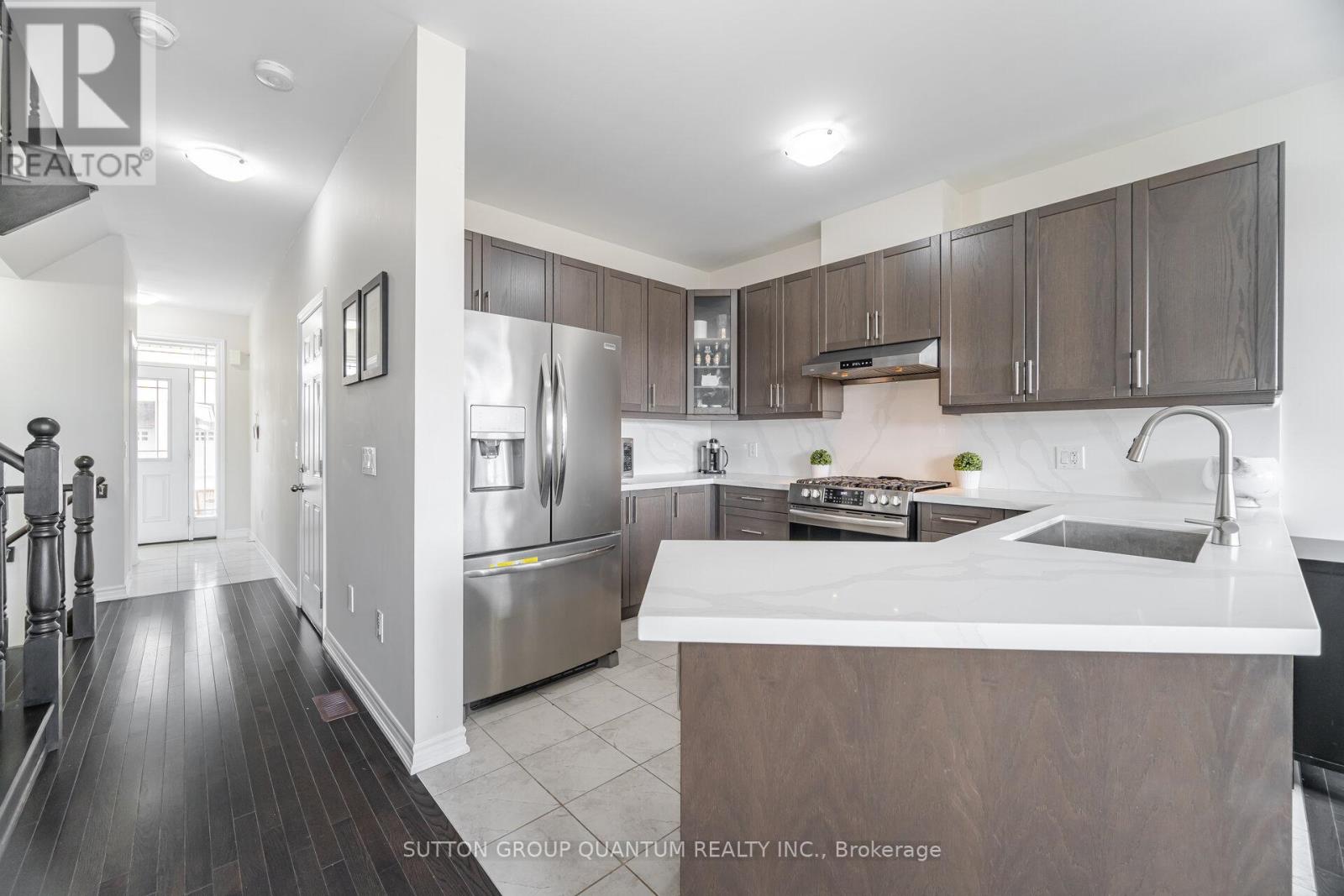 Photo 6 of 11 Cosbury Lane, Caledon ON