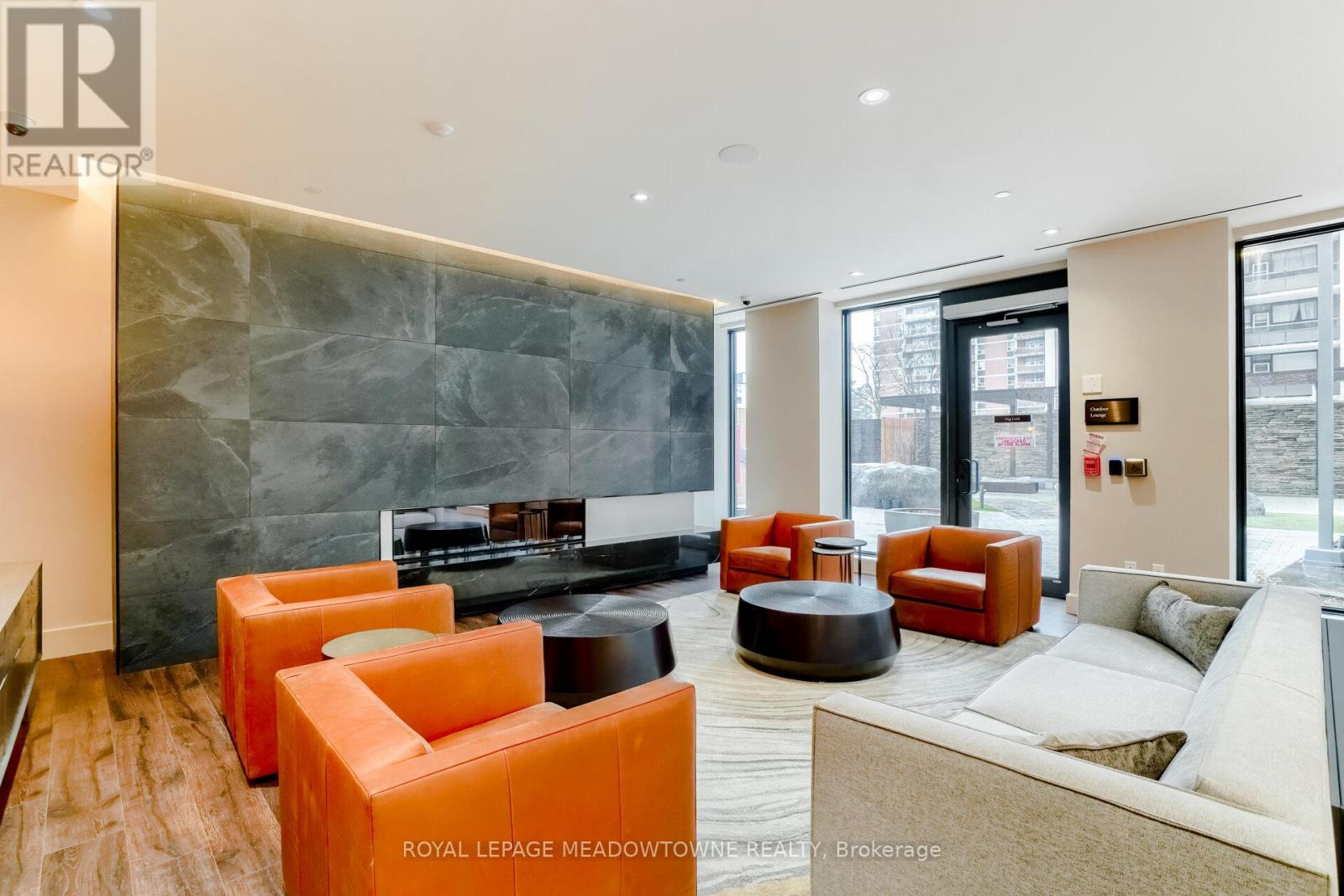 Photo 24 of 307 21 Park Street E, Mississauga ON