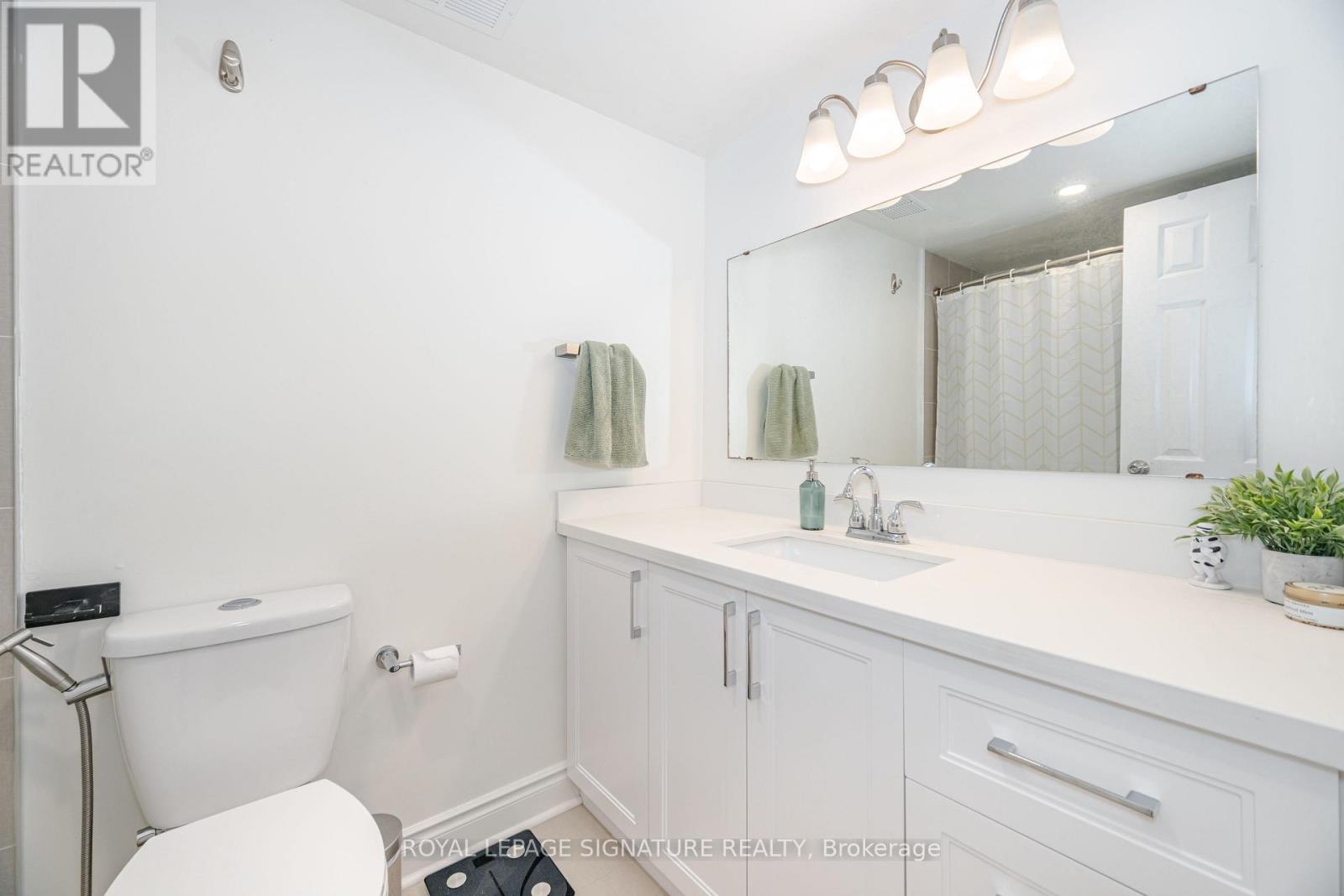 Photo 8 of 1003 3170 Kirwin Avenue, Mississauga ON