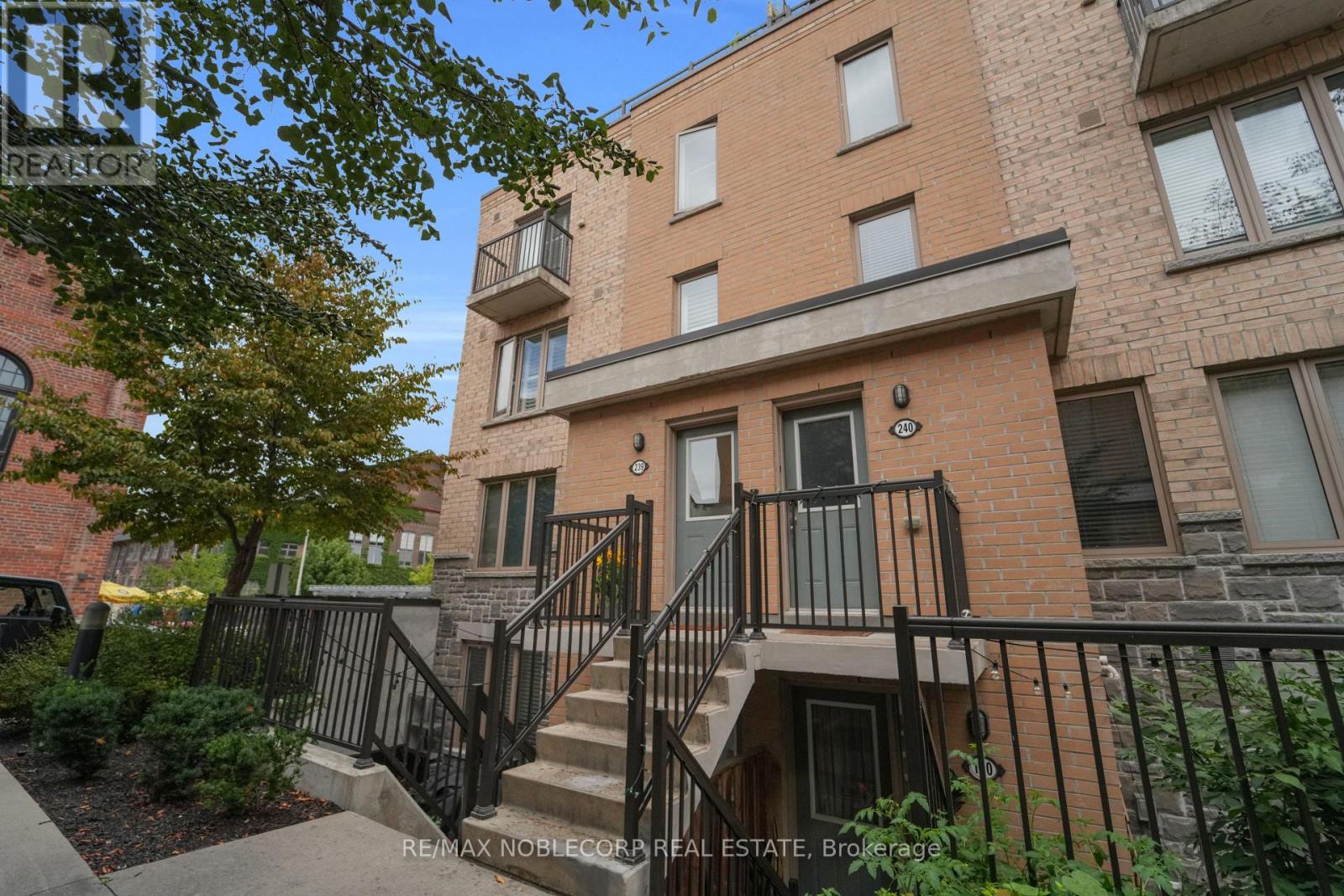 Photo 21 of 239 13 Foundry Avenue, Toronto ON
