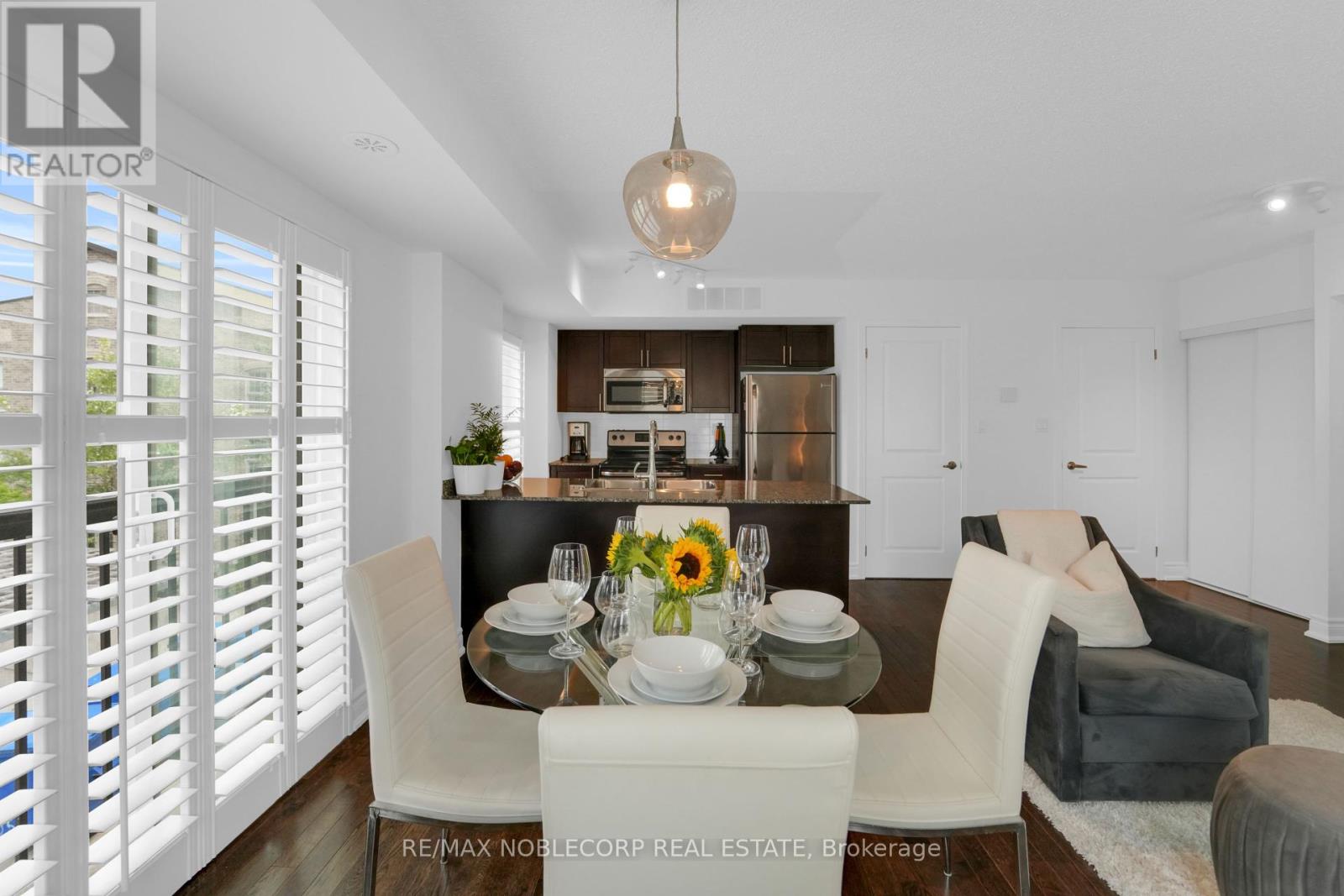 Photo 33 of 239 13 Foundry Avenue, Toronto ON