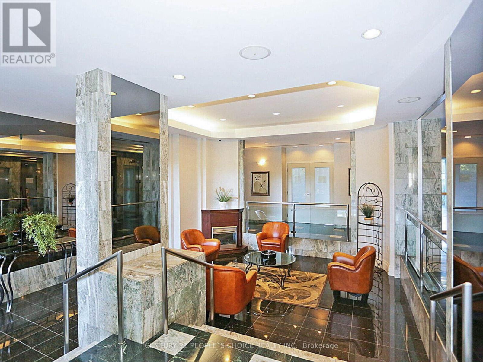 Photo 3 of 1805 4470 Tucana Court, Mississauga ON