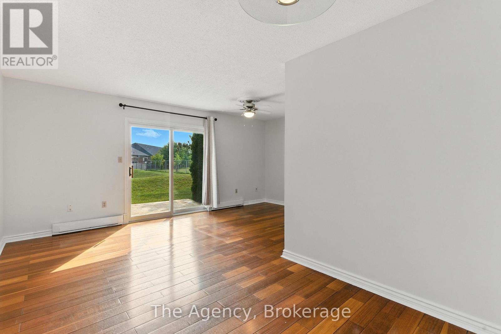 Photo 30 of 44 65 Dorchester Boulevard, St Catharines ON