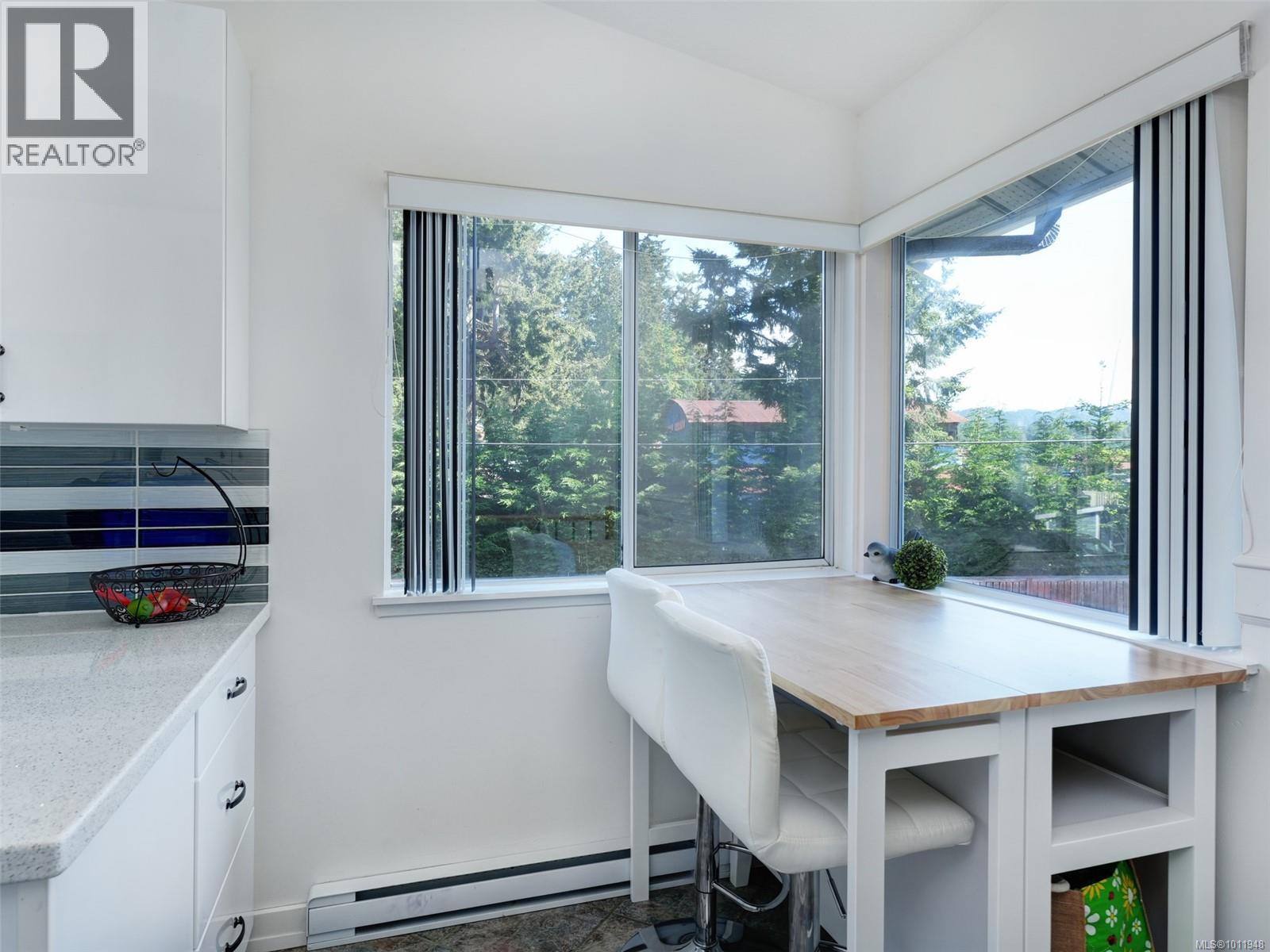 5 6110 Seabroom Road, Sooke