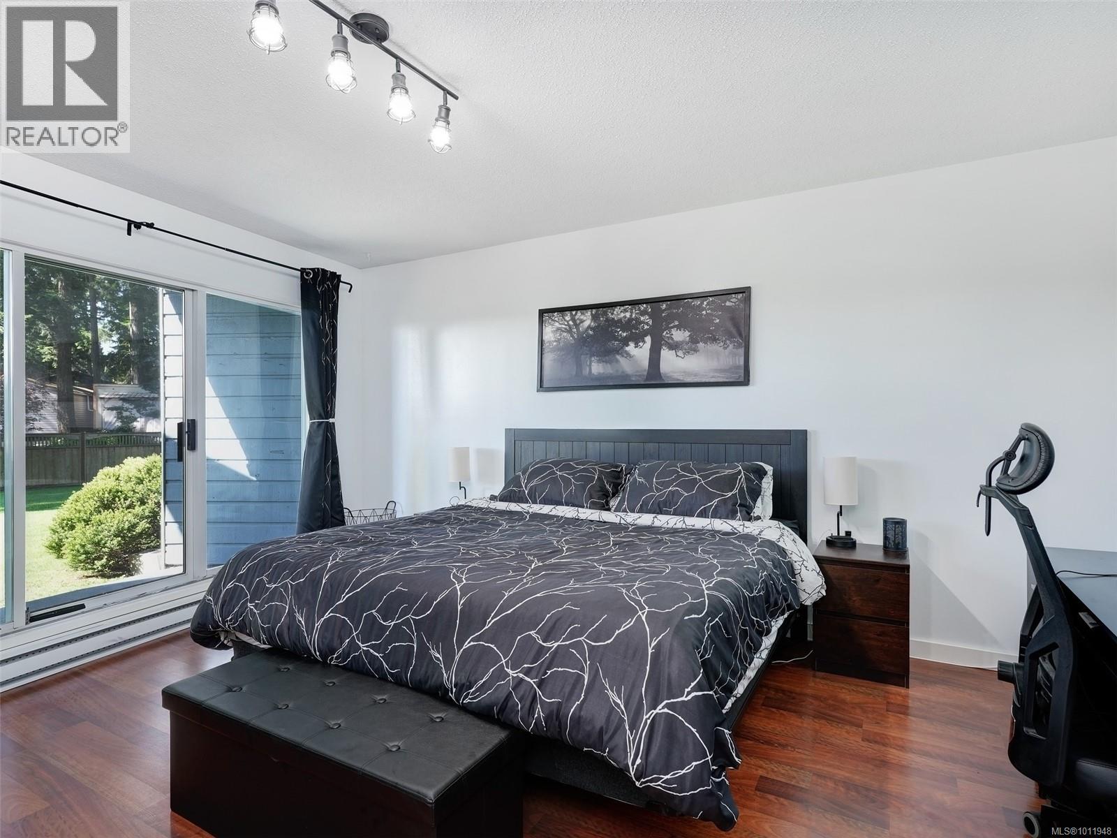 5 6110 Seabroom Road, Sooke