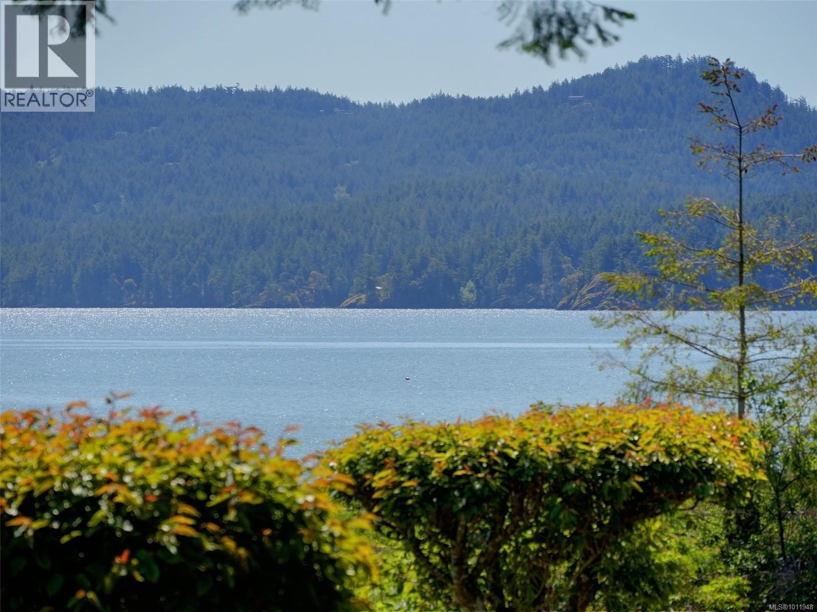 5 6110 Seabroom Road, Sooke