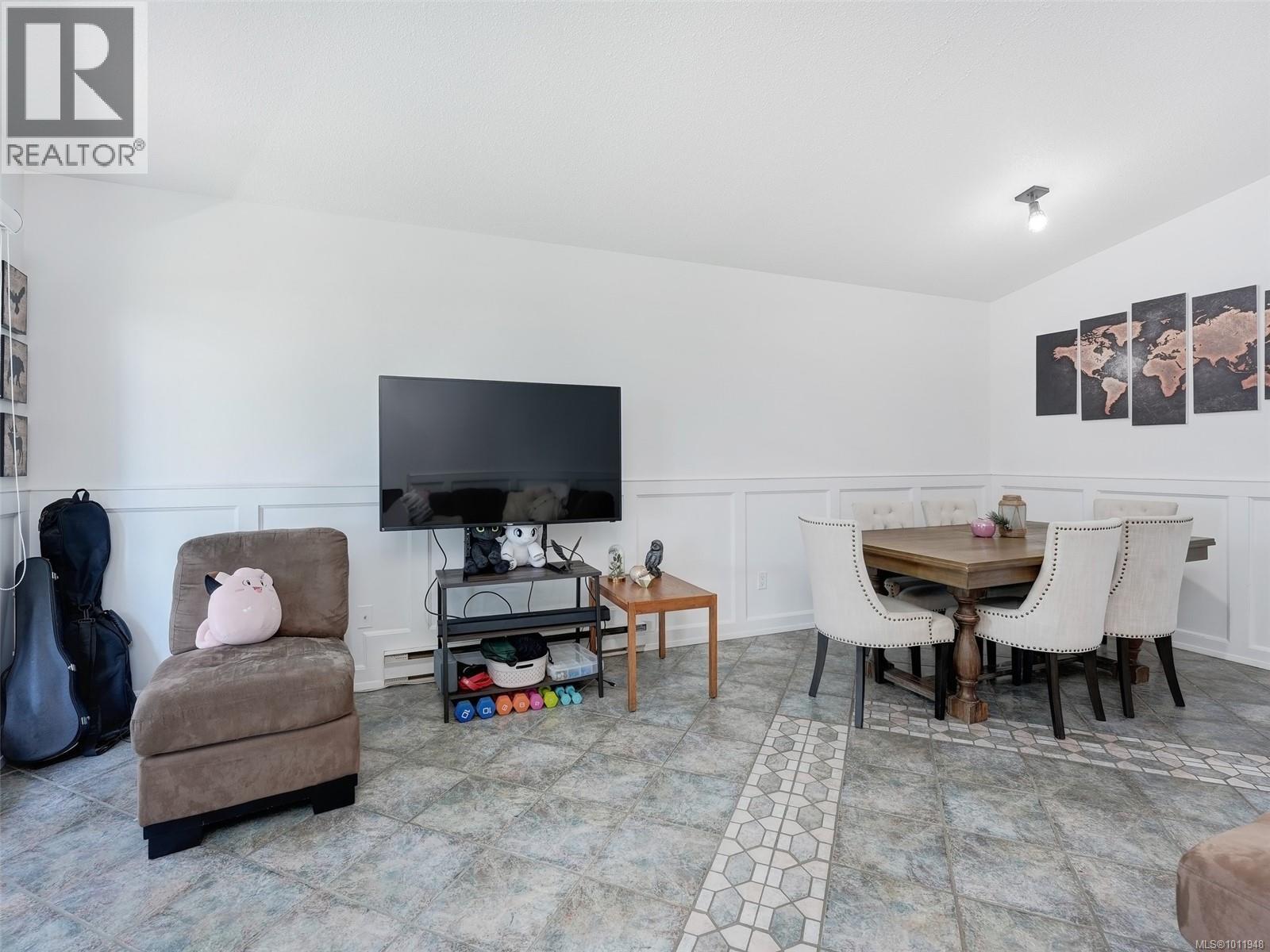 5 6110 Seabroom Road, Sooke