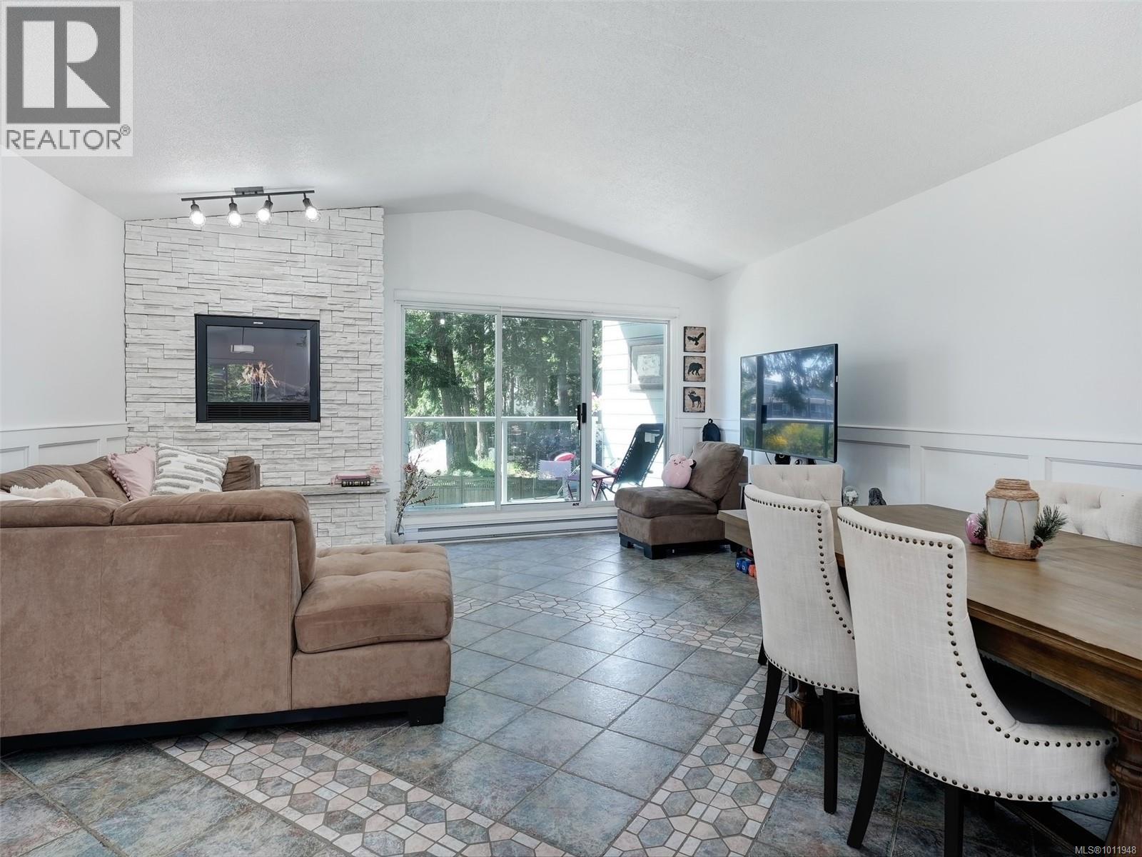 5 6110 Seabroom Road, Sooke