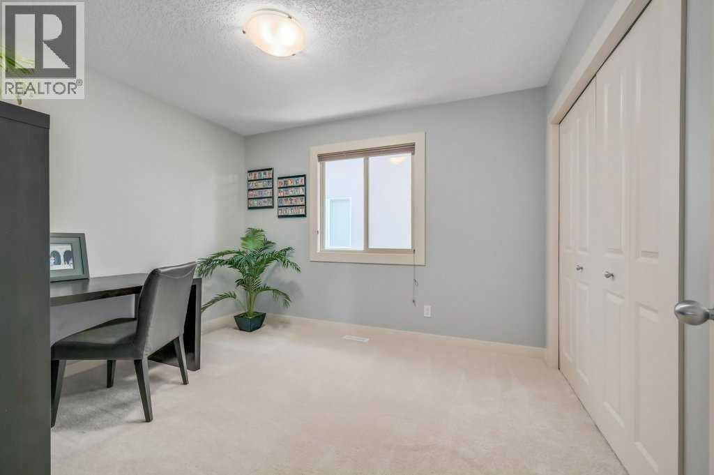 Photo 4 of 164 Tuscany Glen Park Nw, Calgary AB