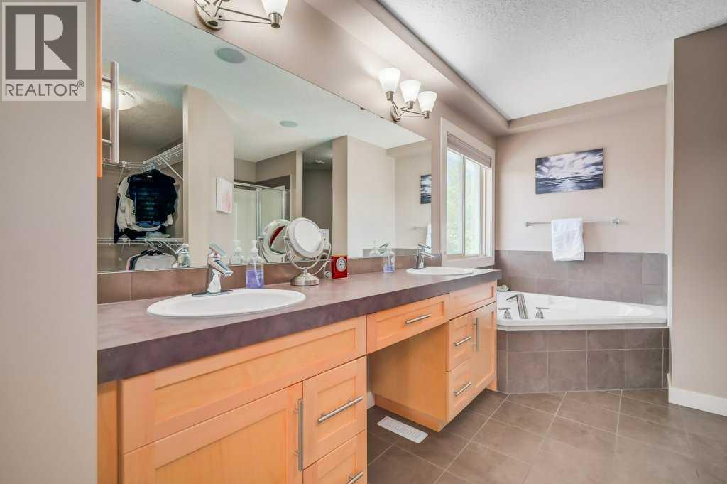 Photo 7 of 164 Tuscany Glen Park Nw, Calgary AB