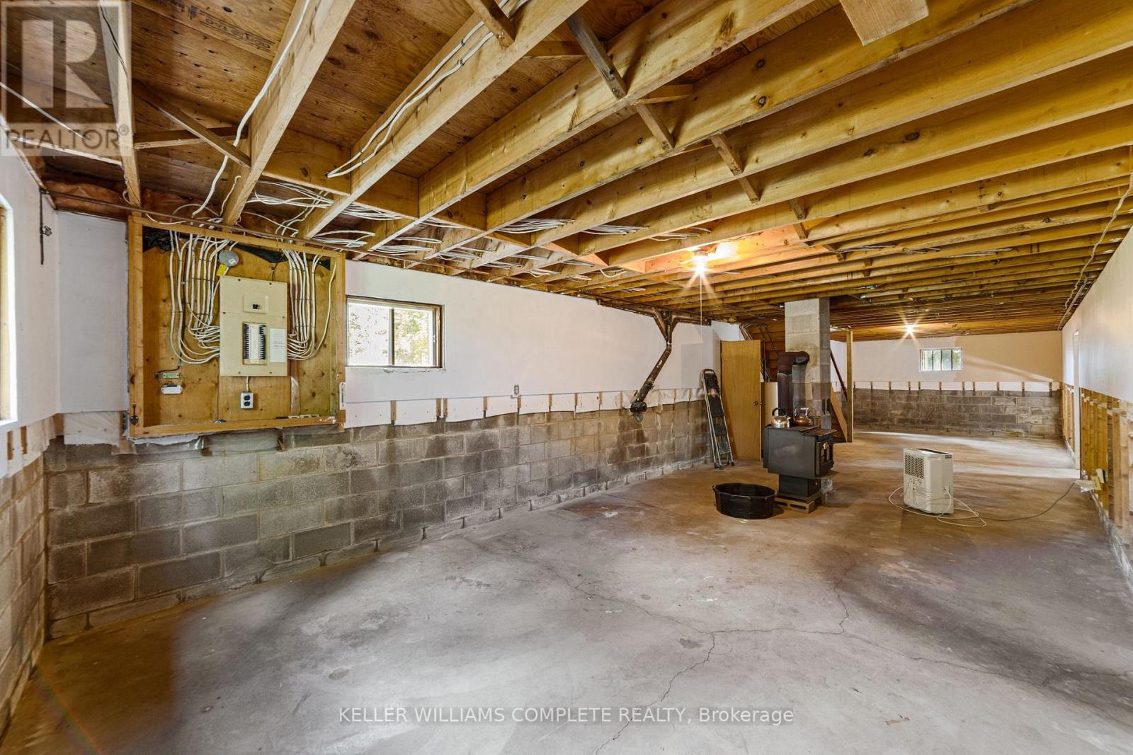 Photo 25 of 1744 6th Con Road W, Hamilton ON