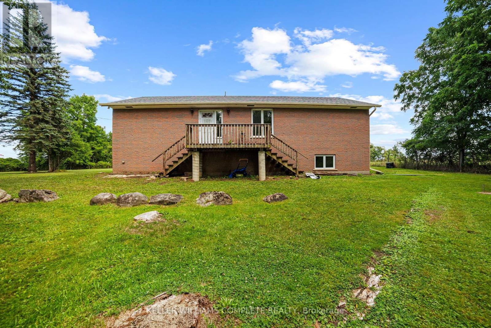 Photo 10 of 1744 6th Con Road W, Hamilton ON