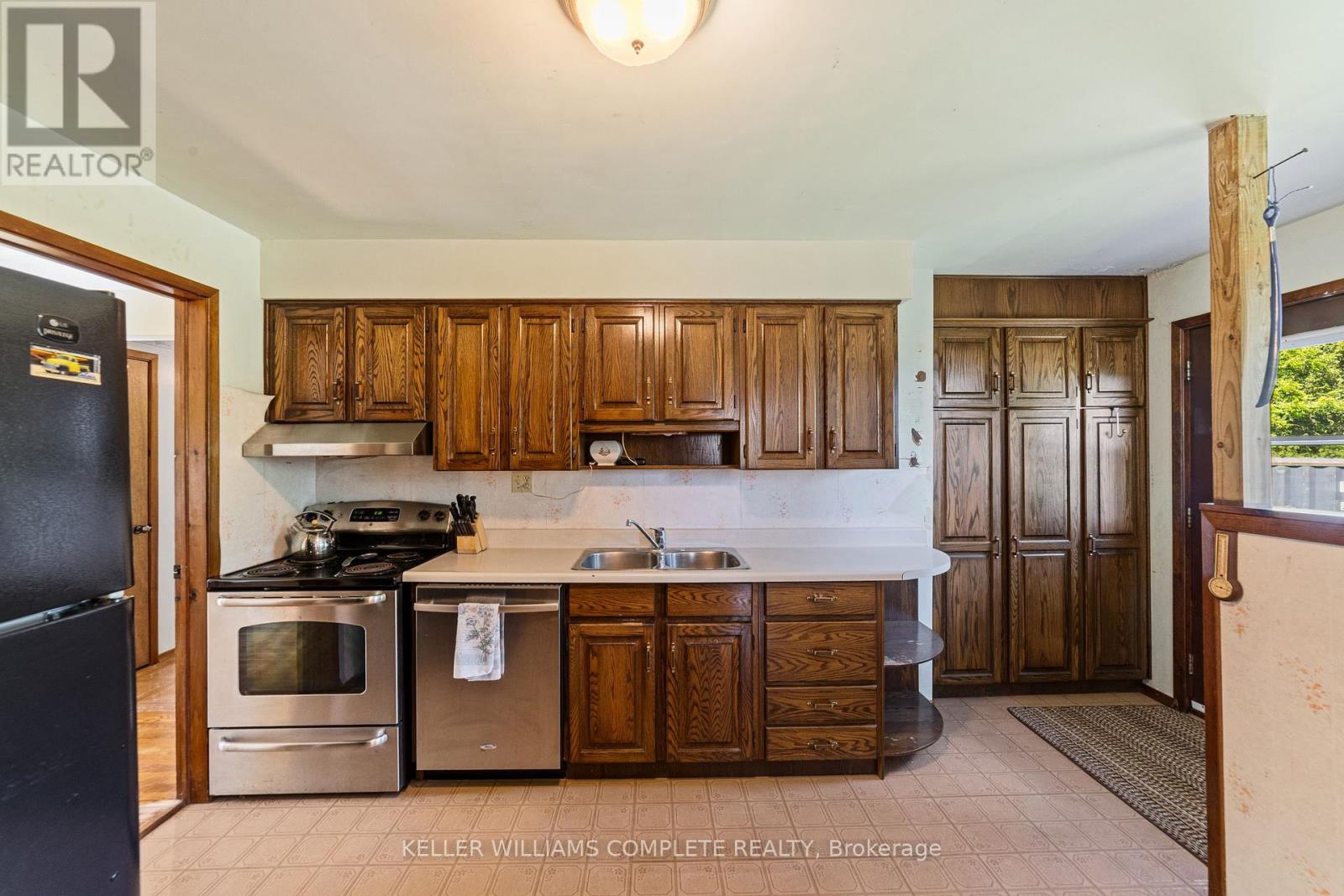 Photo 16 of 1744 6th Con Road W, Hamilton ON