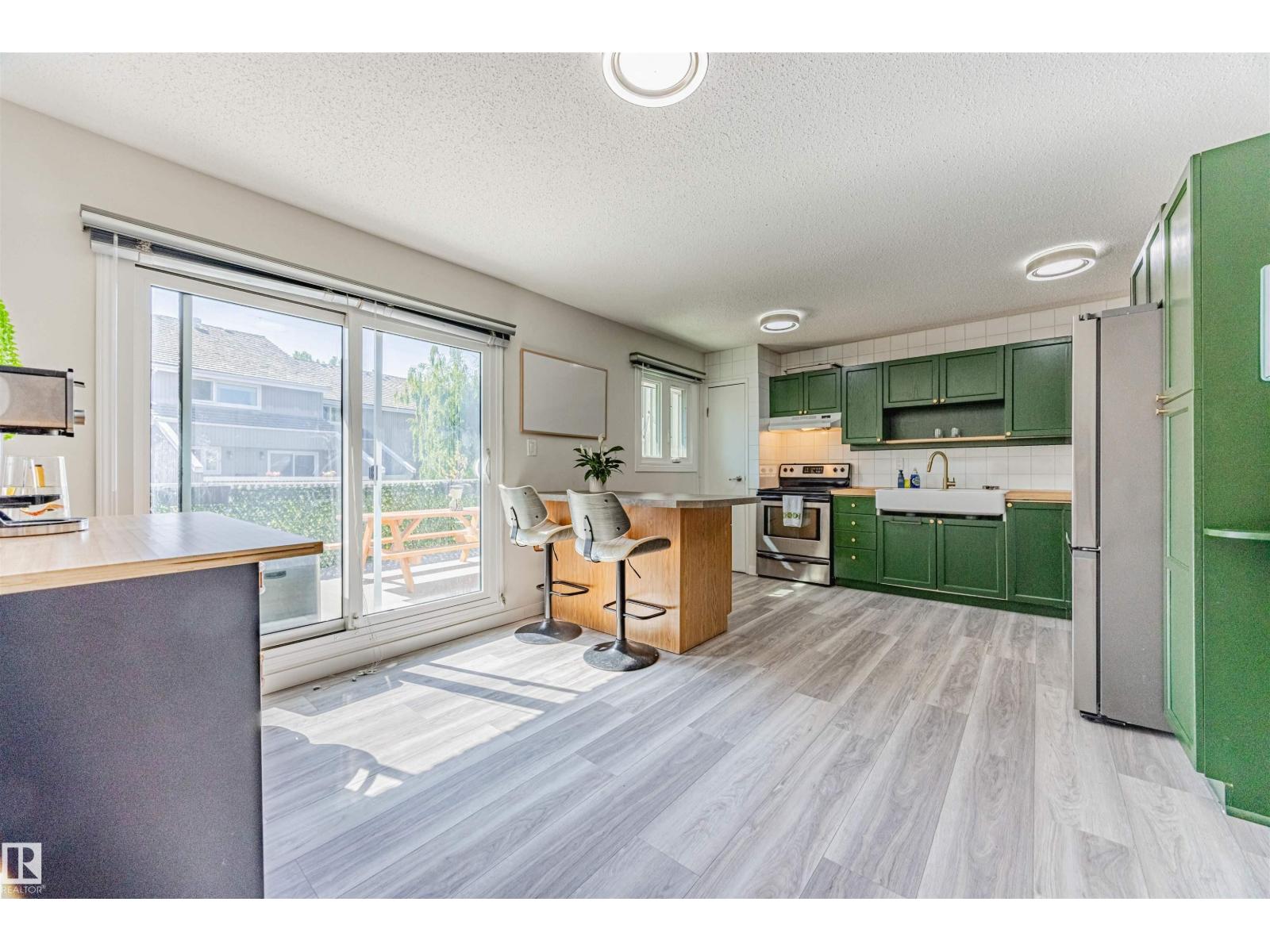 Photo 44 of 3044 108 St Nw, Edmonton AB
