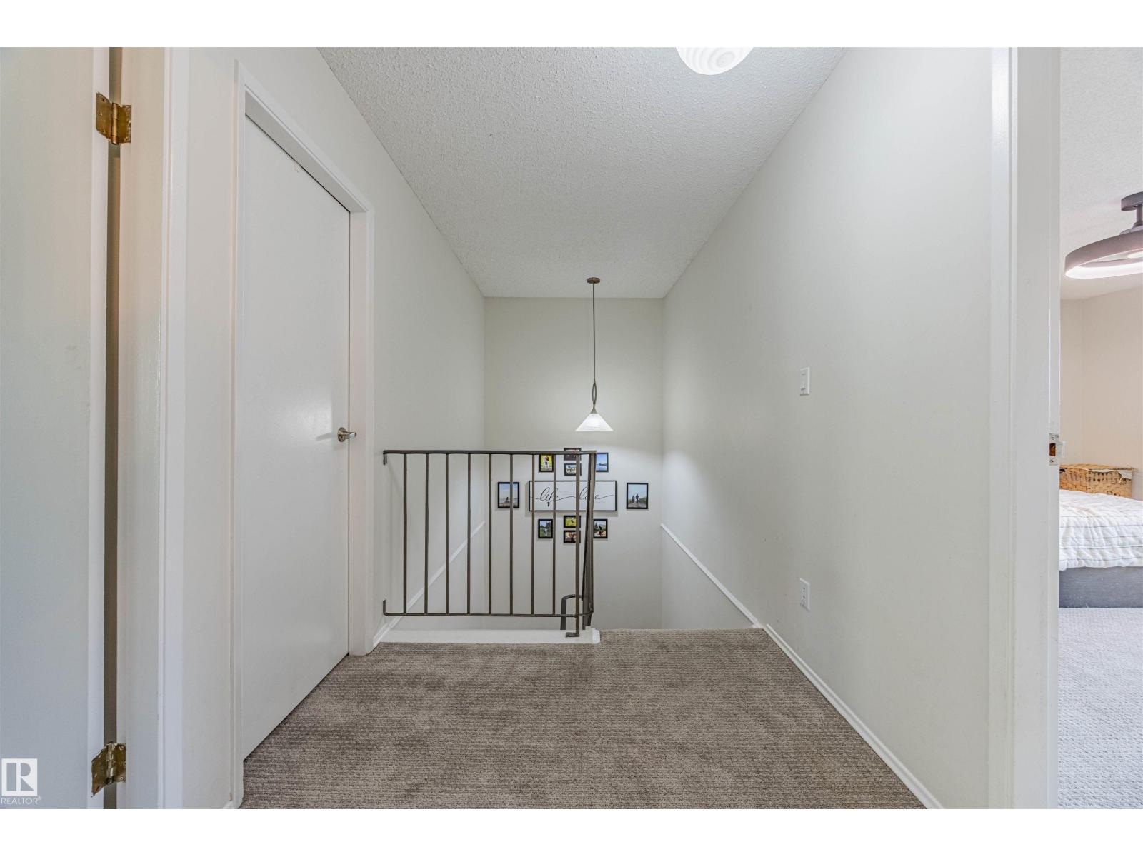 Photo 20 of 3044 108 St Nw, Edmonton AB