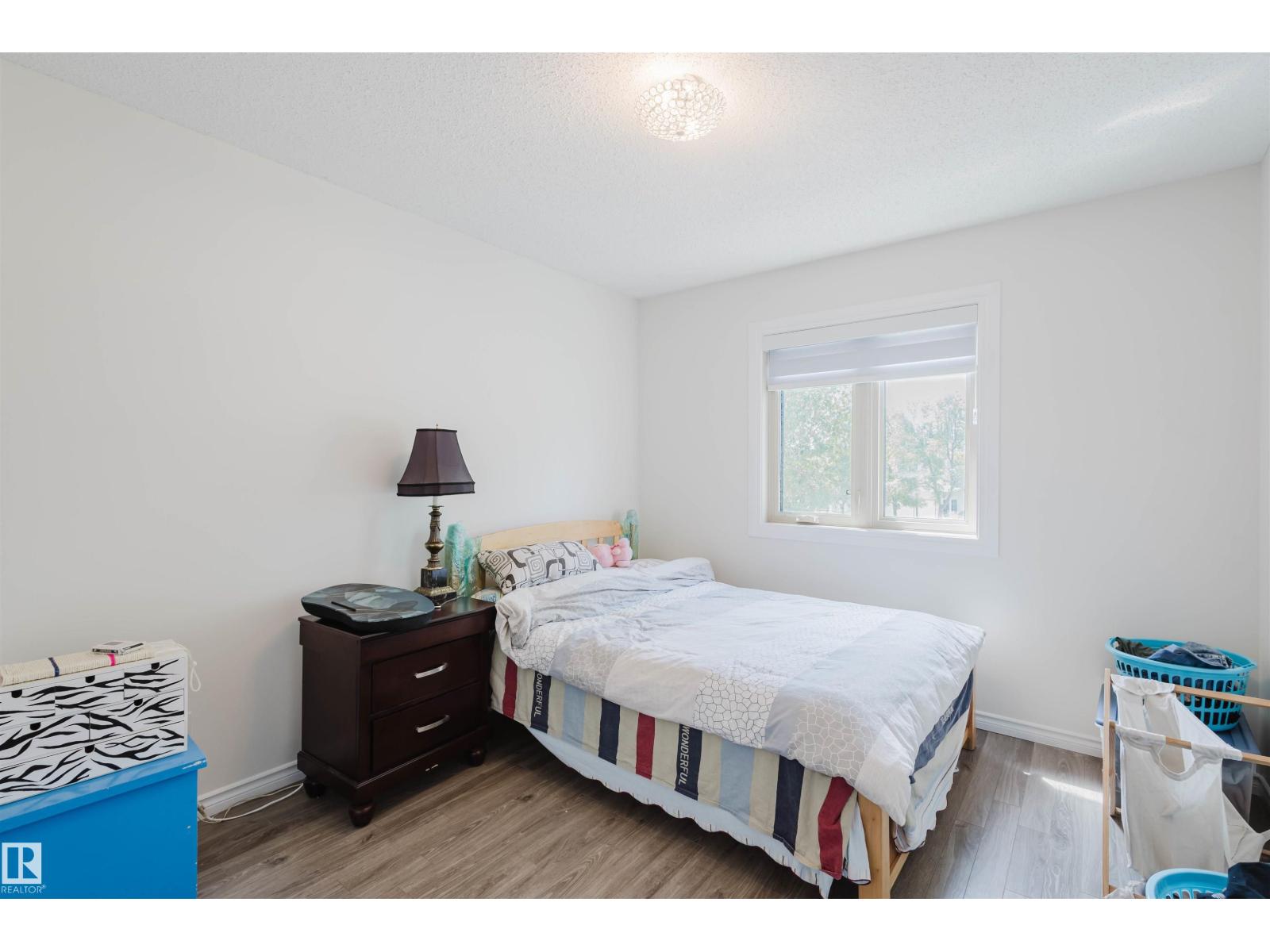 Photo 32 of 333 Burton Rd Nw, Edmonton AB