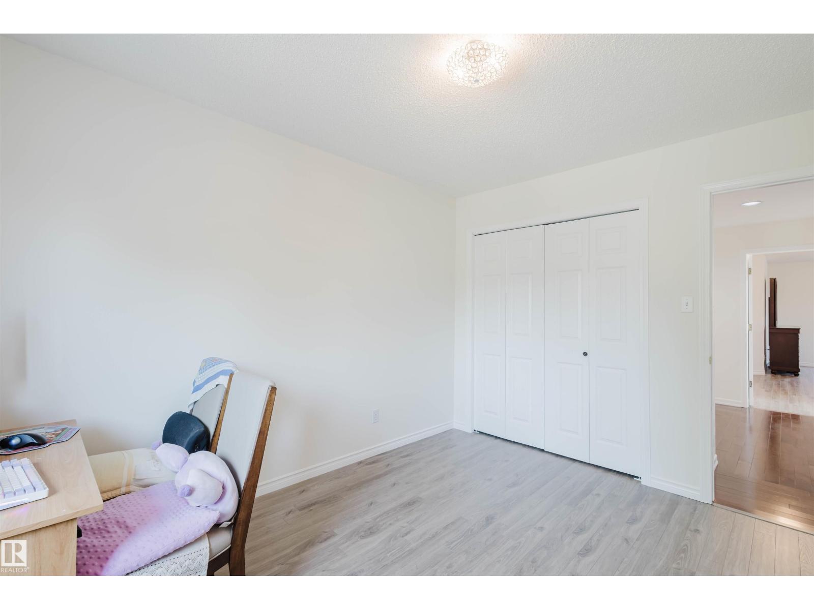 Photo 43 of 333 Burton Rd Nw, Edmonton AB