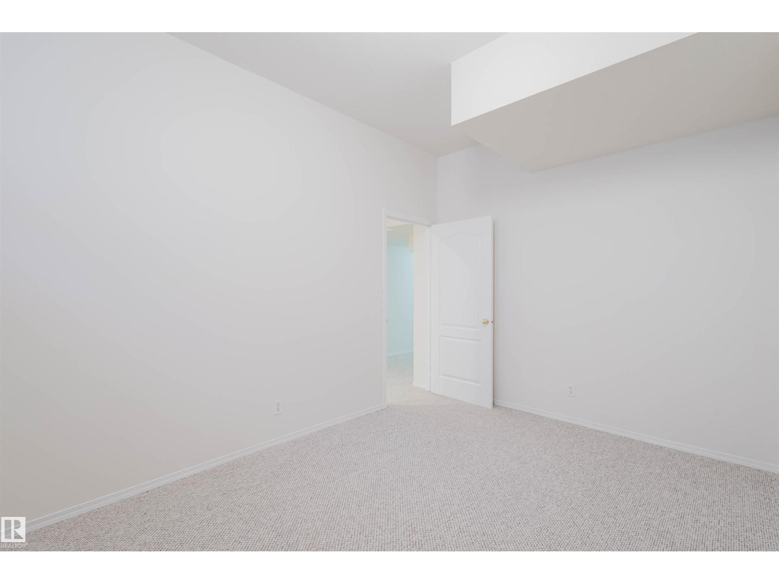 Photo 52 of 333 Burton Rd Nw, Edmonton AB