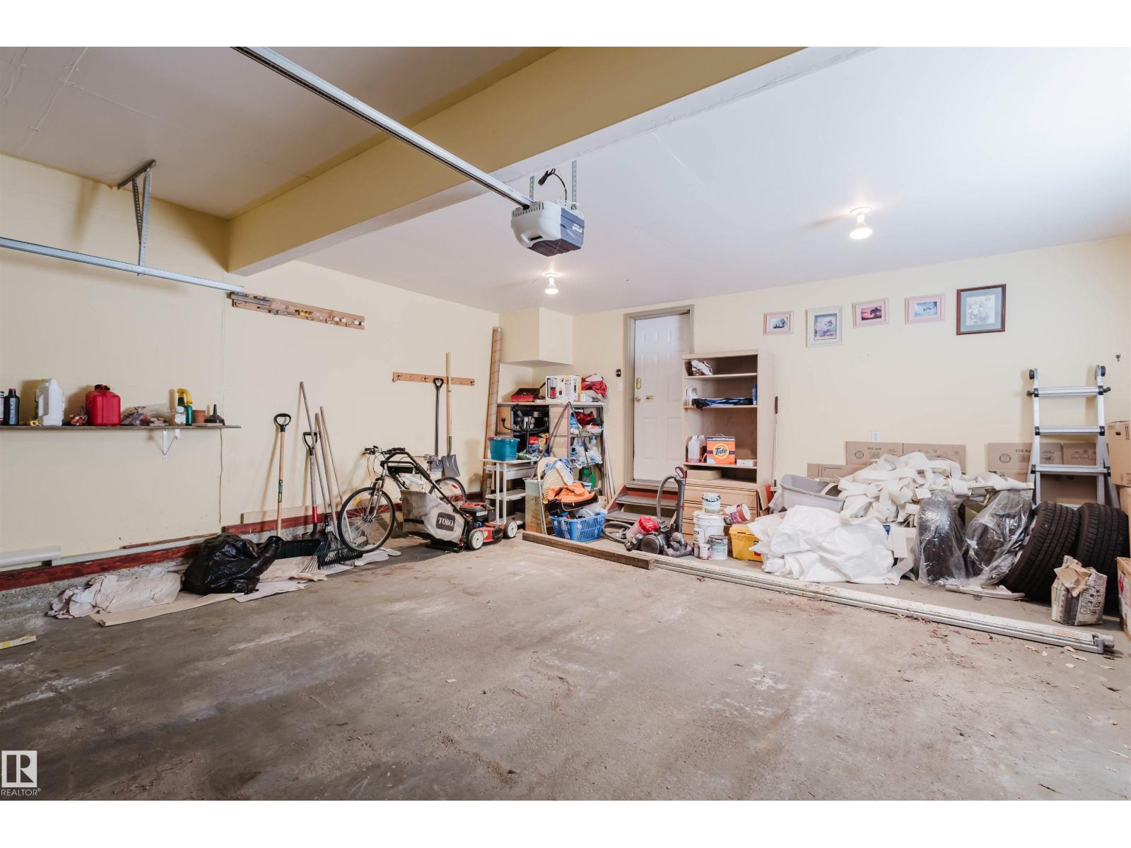 Photo 53 of 333 Burton Rd Nw, Edmonton AB