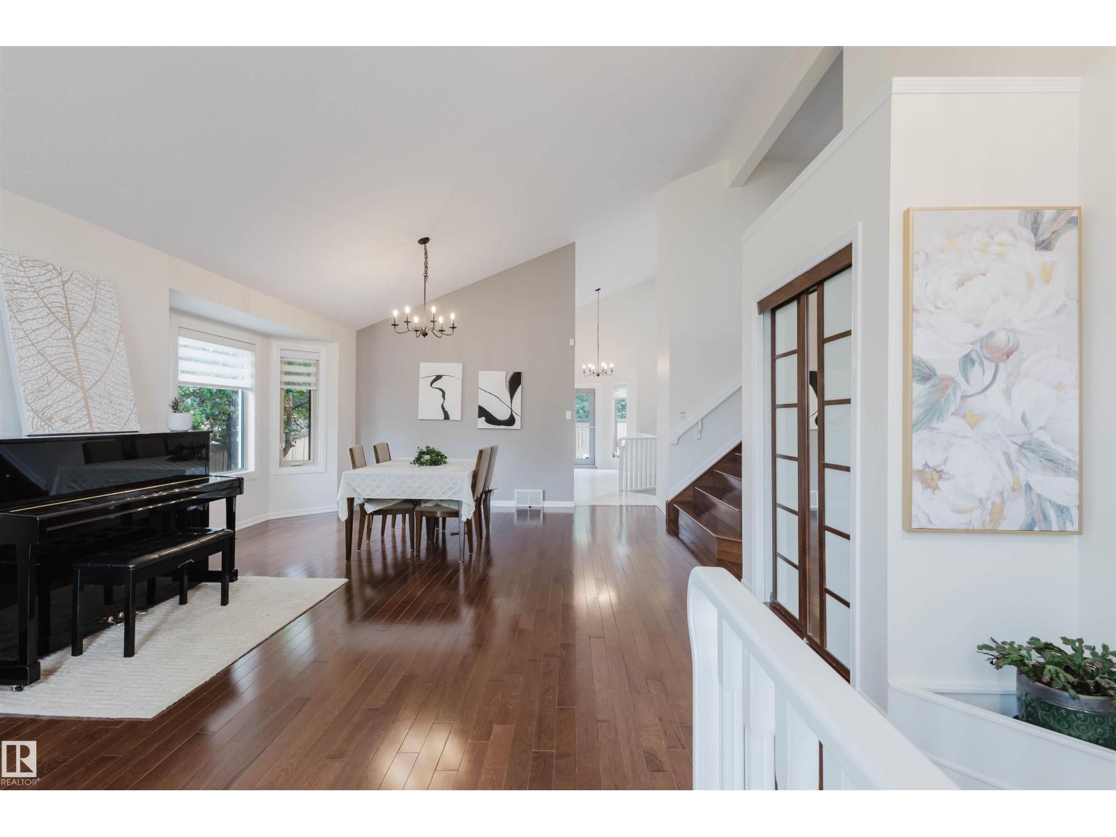Photo 6 of 333 Burton Rd Nw, Edmonton AB