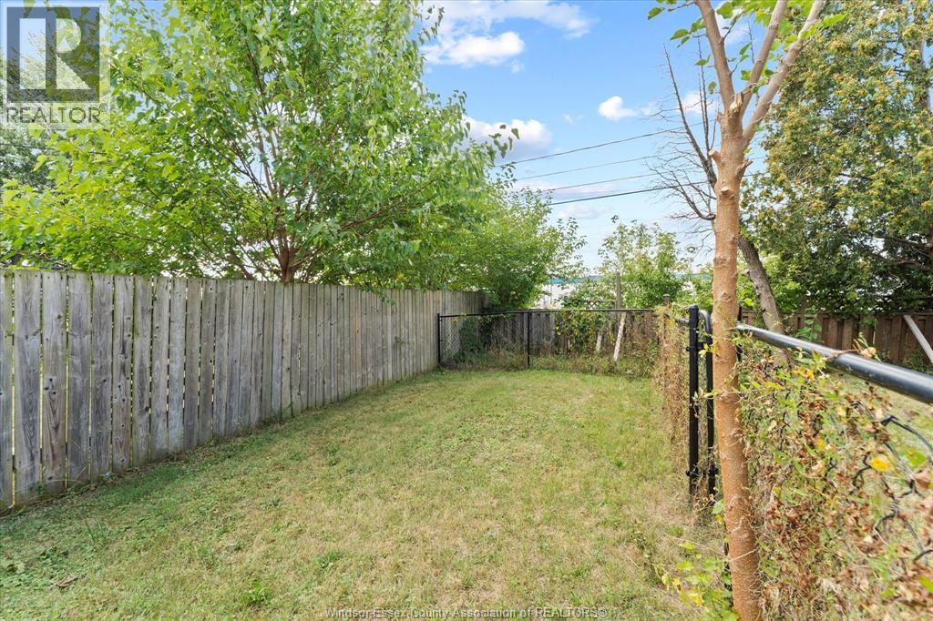 Photo 24 of 2609 Alexis Avenue, Windsor ON