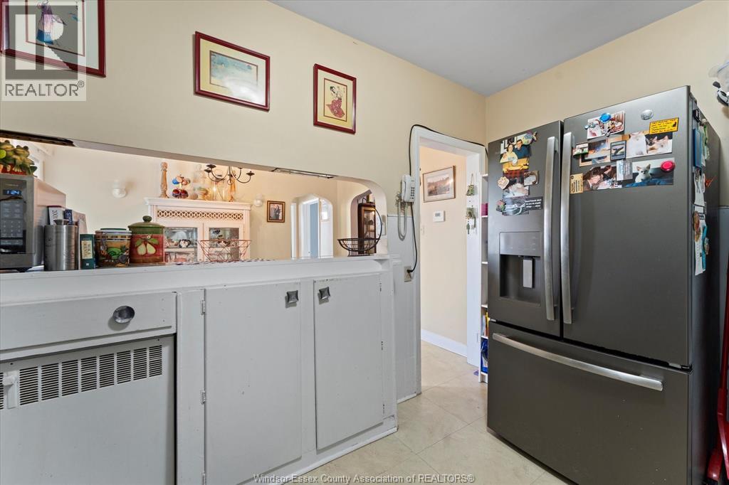 Photo 7 of 2609 Alexis Avenue, Windsor ON