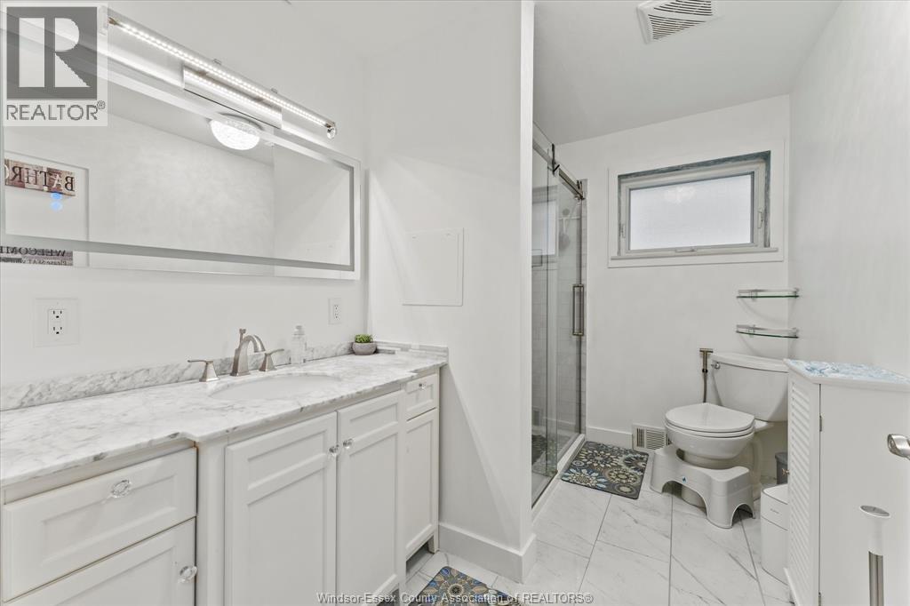 Photo 3 of 2510 Ida Road, Windsor ON