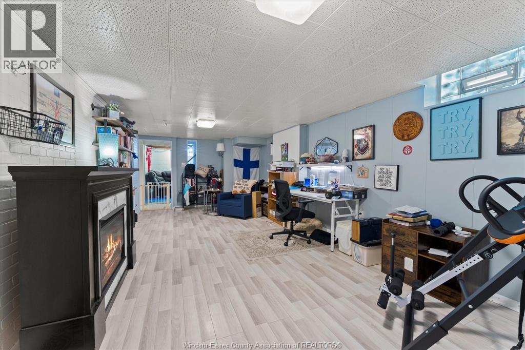 Photo 12 of 2510 Ida Road, Windsor ON