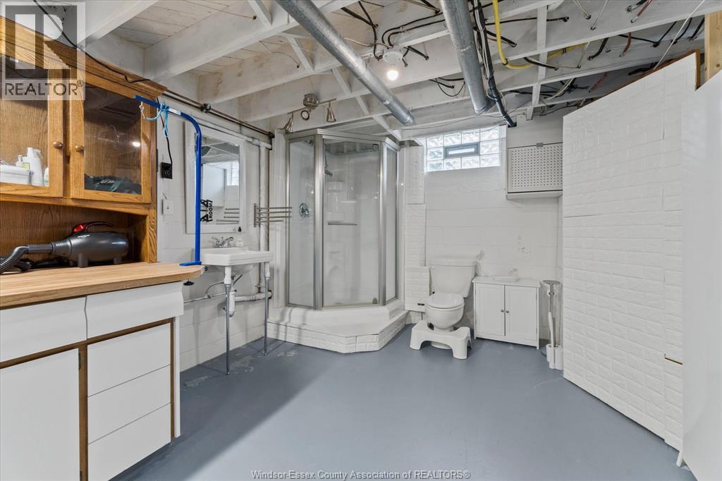 Photo 4 of 2510 Ida Road, Windsor ON