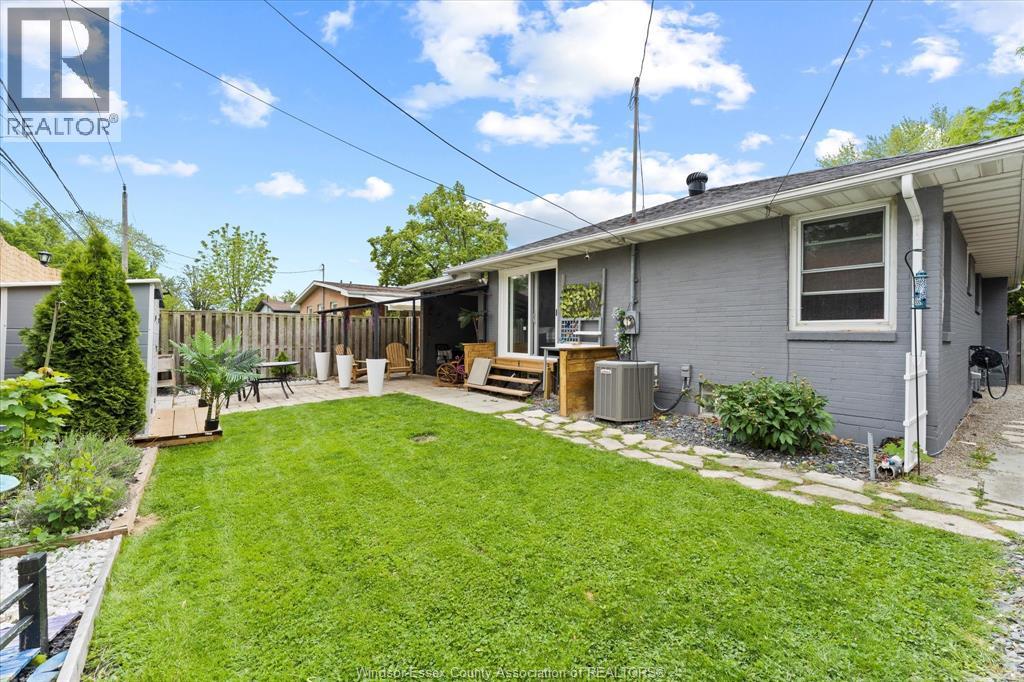 Photo 37 of 2510 Ida Road, Windsor ON