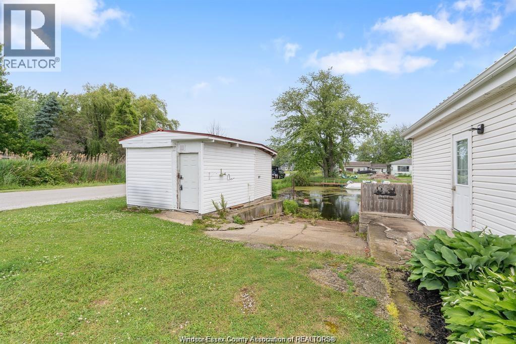 Photo 38 of 83 Brock Street, Chathamkent ON