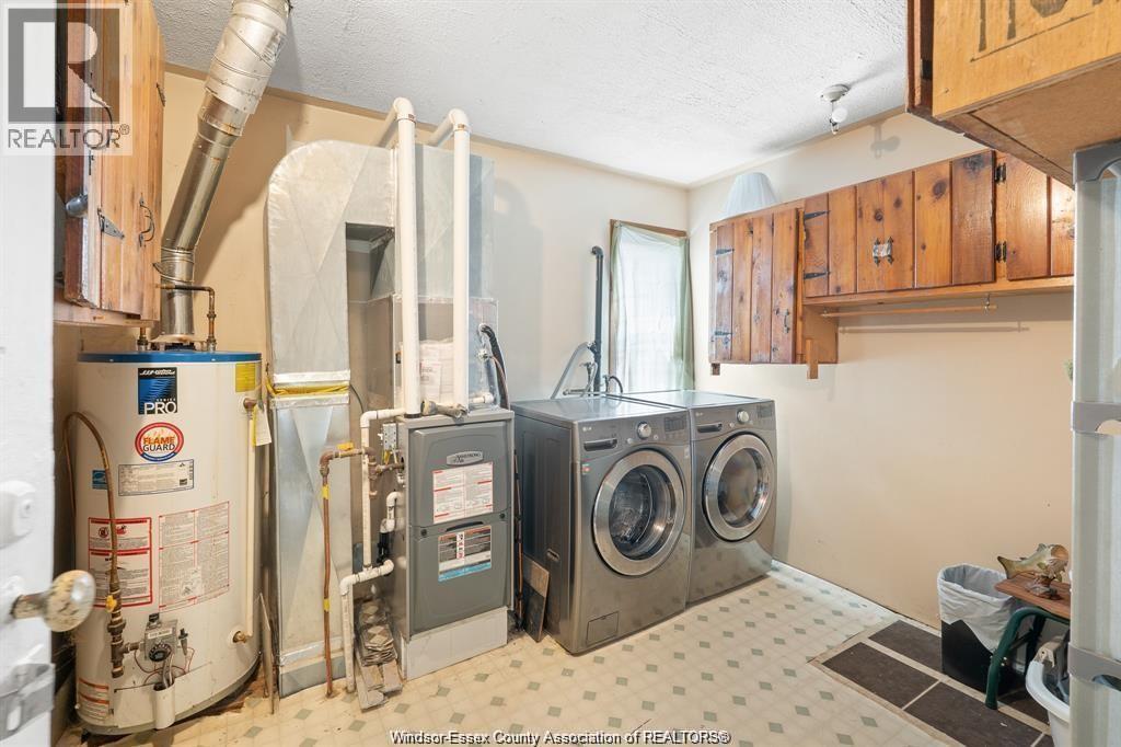 Photo 48 of 83 Brock Street, Chathamkent ON