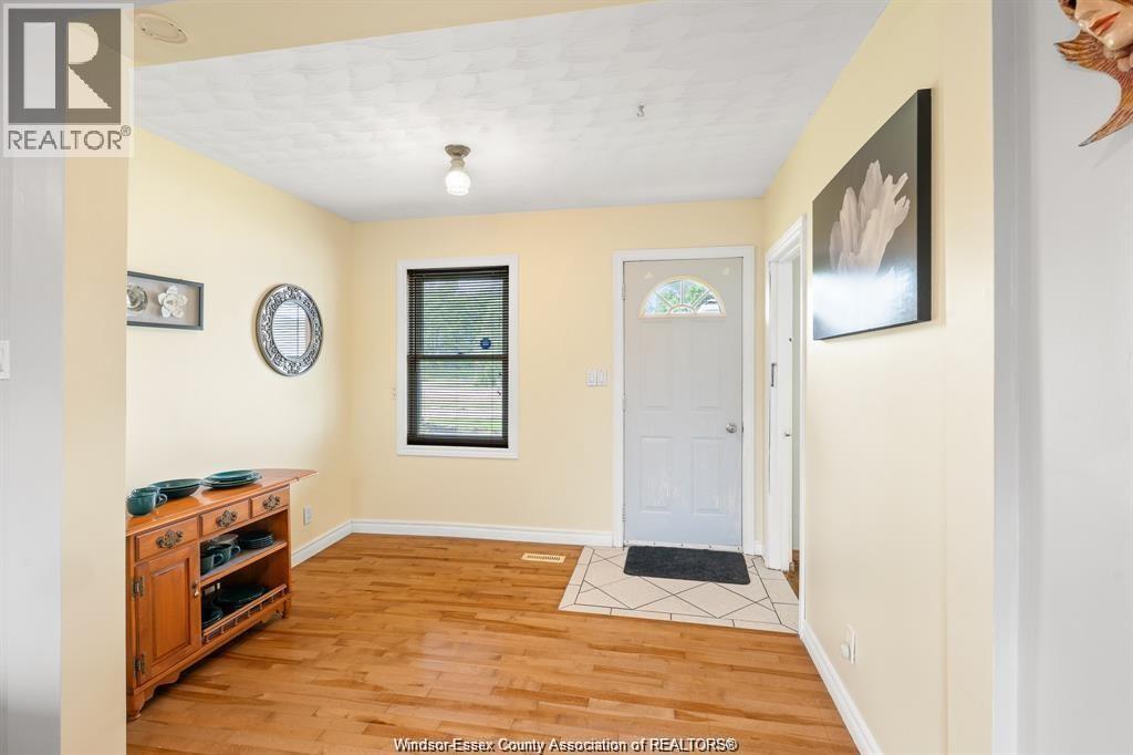 Photo 49 of 83 Brock Street, Chathamkent ON