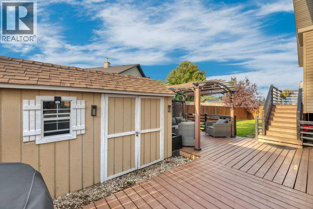 Photo 16 of 164 Camden Court, Strathmore AB