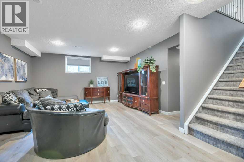 Photo 29 of 164 Camden Court, Strathmore AB