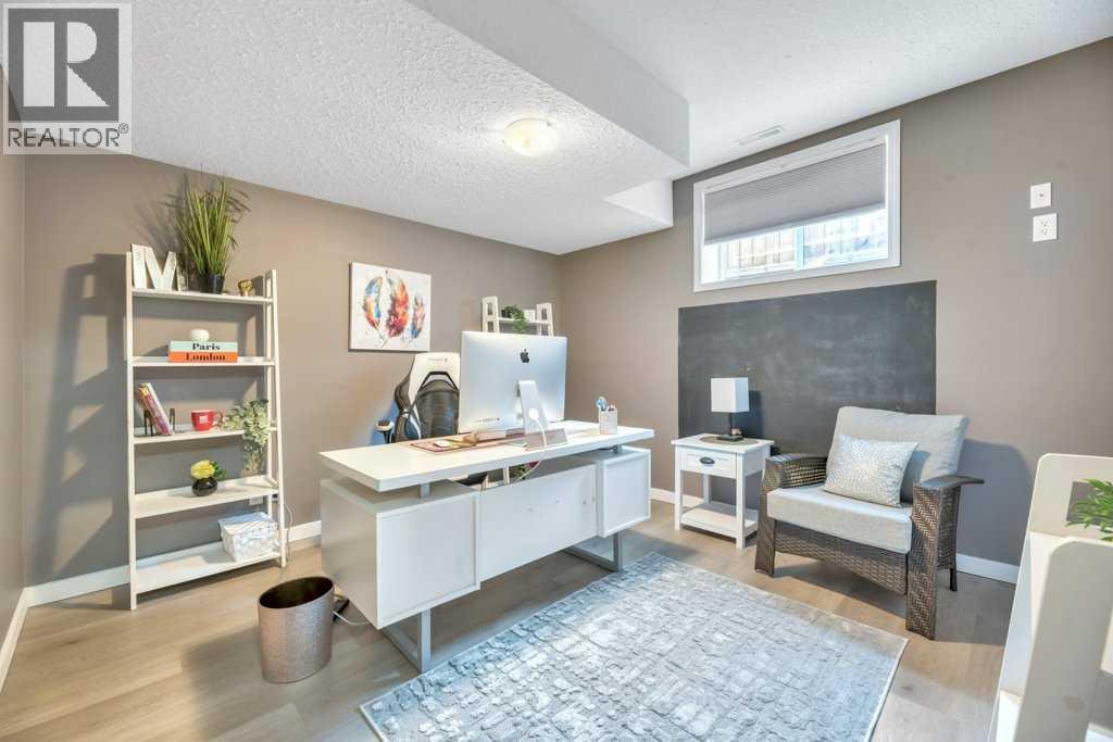 Photo 45 of 164 Camden Court, Strathmore AB