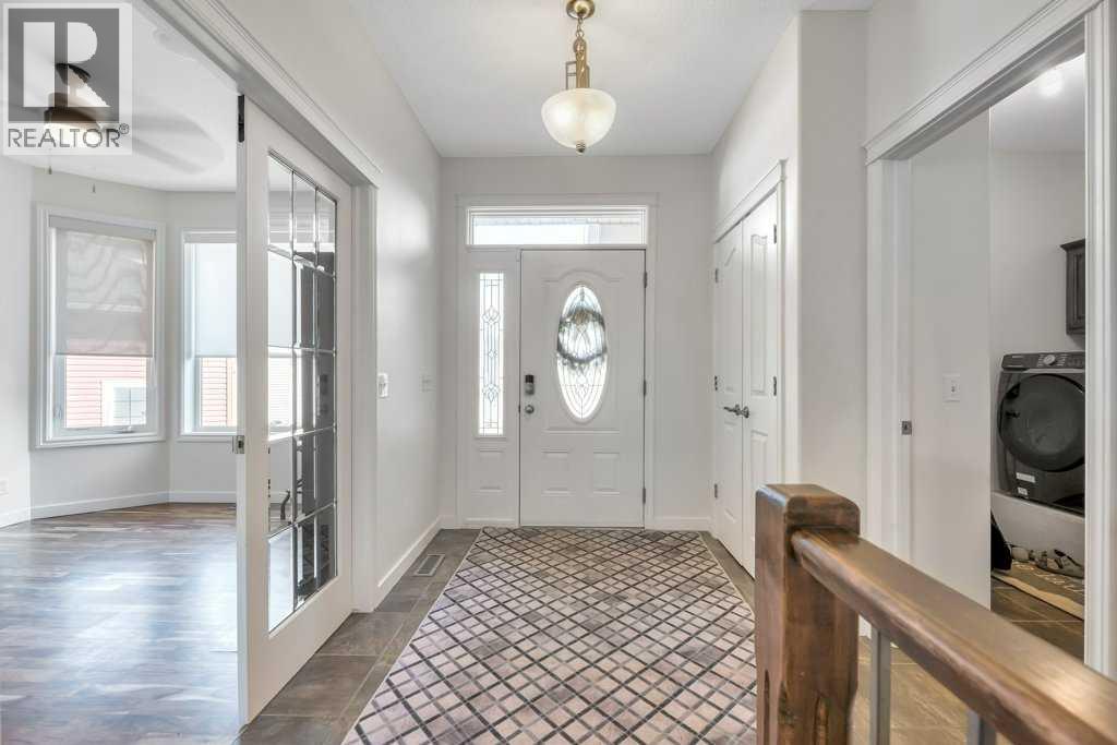 Photo 2 of 164 Camden Court, Strathmore AB