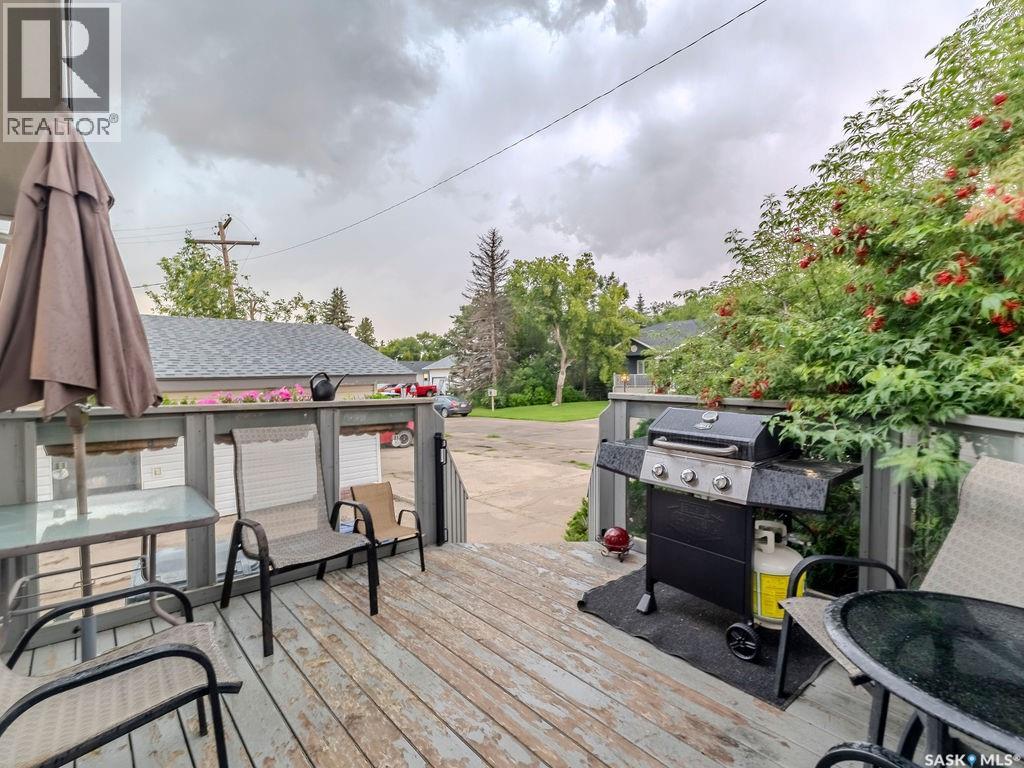 Photo 5 of 139 Railway Avenue E, Vanscoy SK