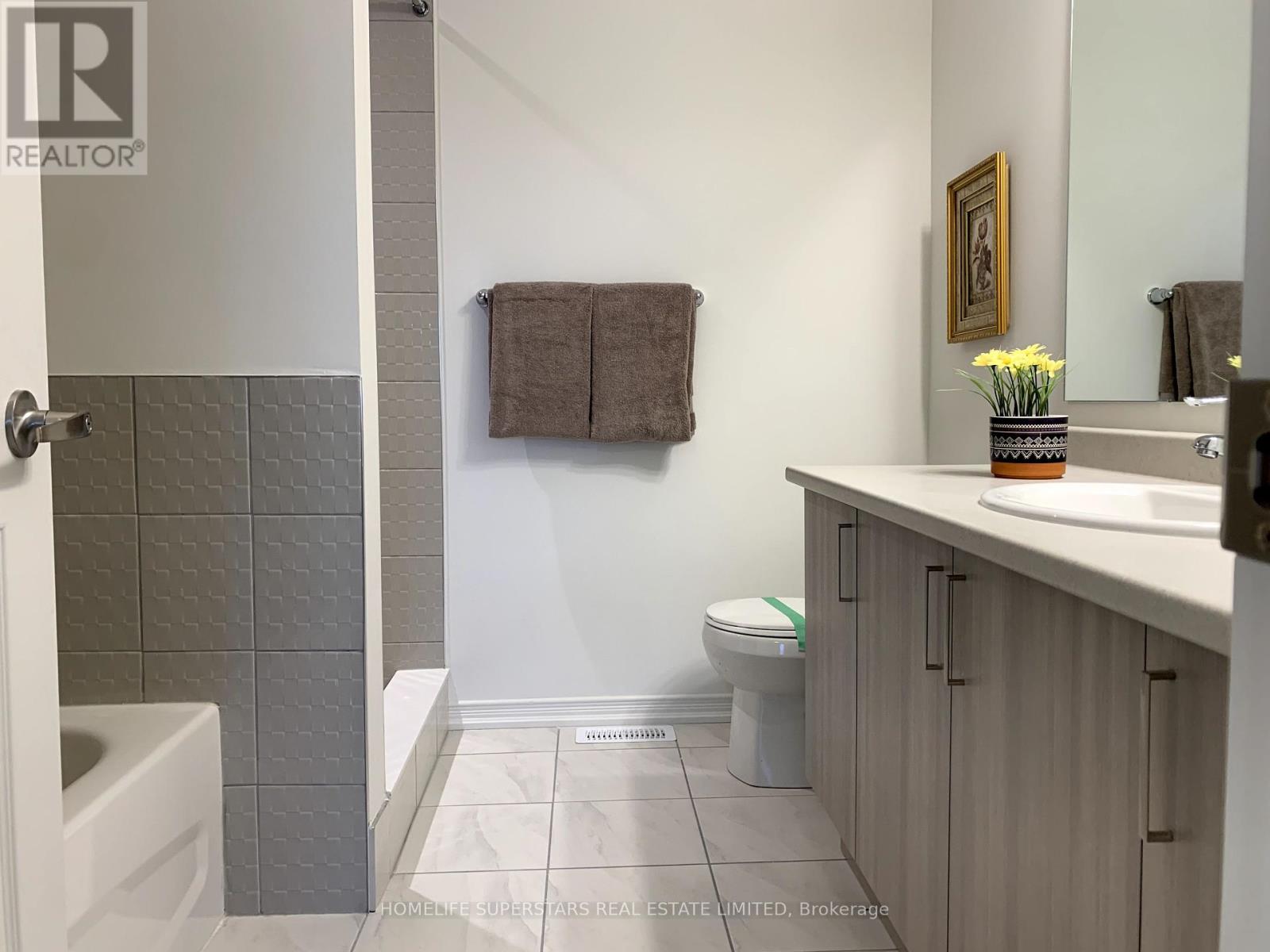 Photo 36 of 1 220 Farley Road, Centre Wellington ON