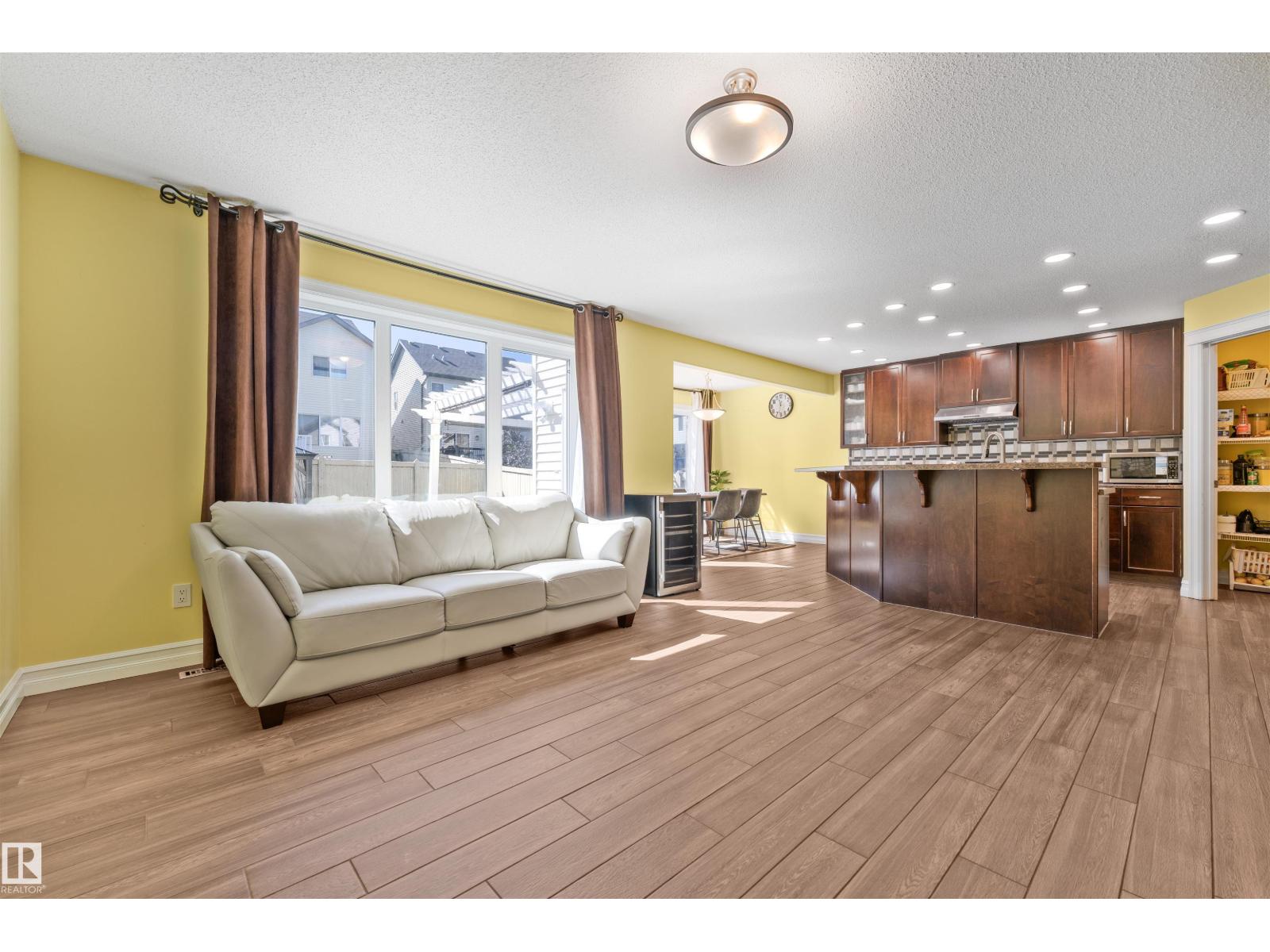 Photo 29 of 6123 11 Av Sw, Edmonton AB