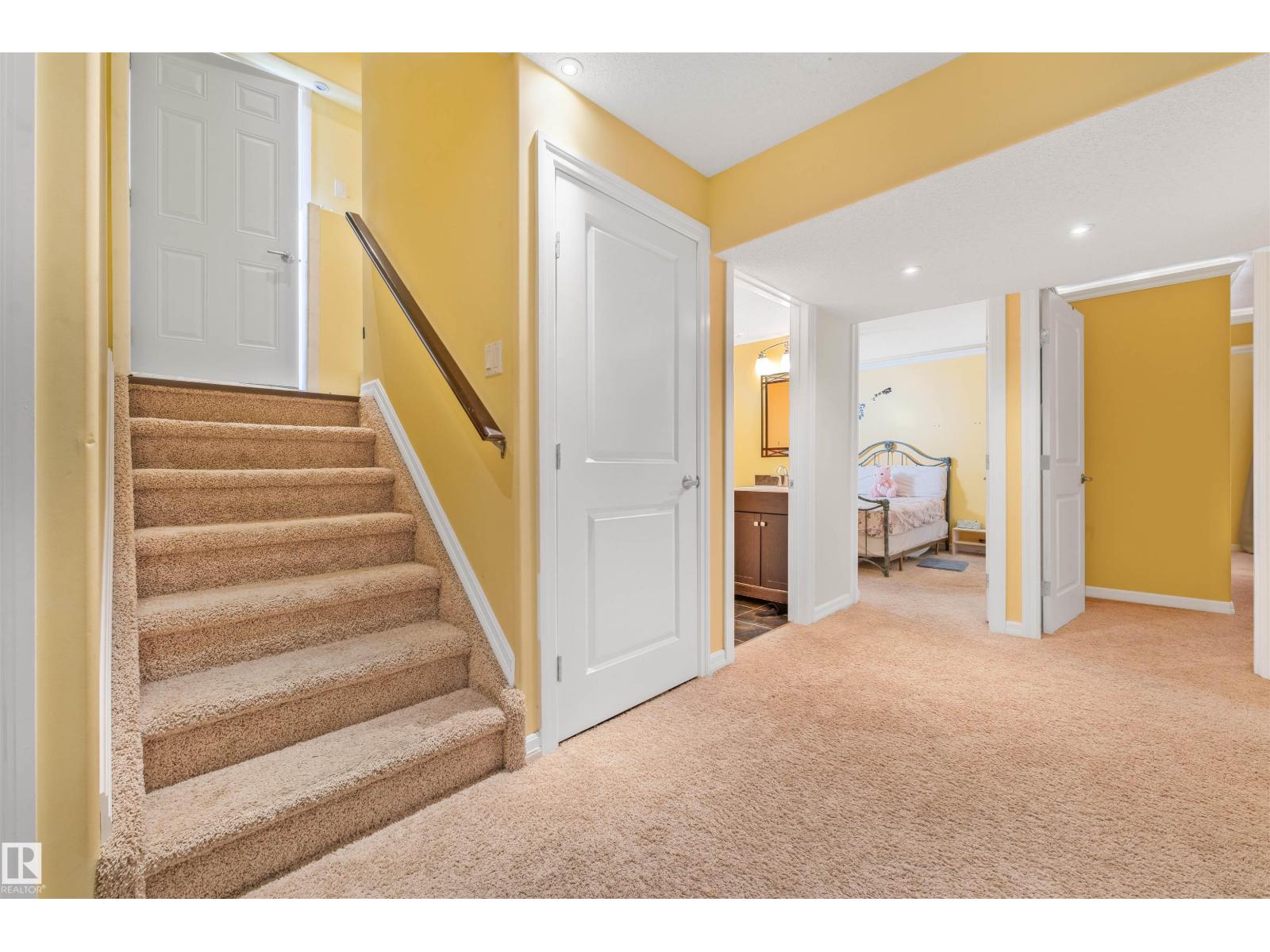 Photo 6 of 6123 11 Av Sw, Edmonton AB