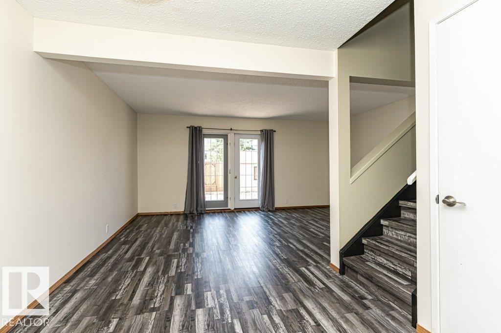 Photo 25 of 3299 139 Av Nw, Edmonton AB