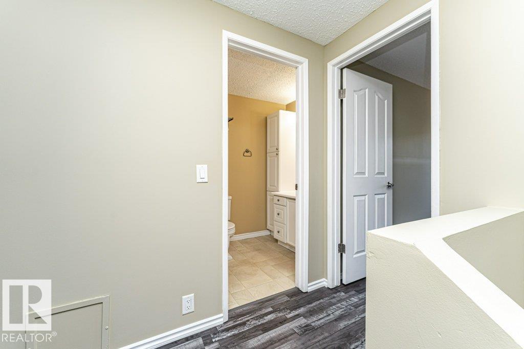Photo 34 of 3299 139 Av Nw, Edmonton AB
